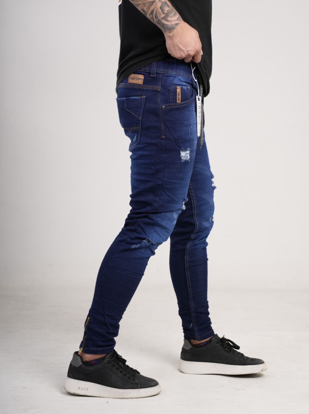Pantalón tipo Yogger con cremallera
