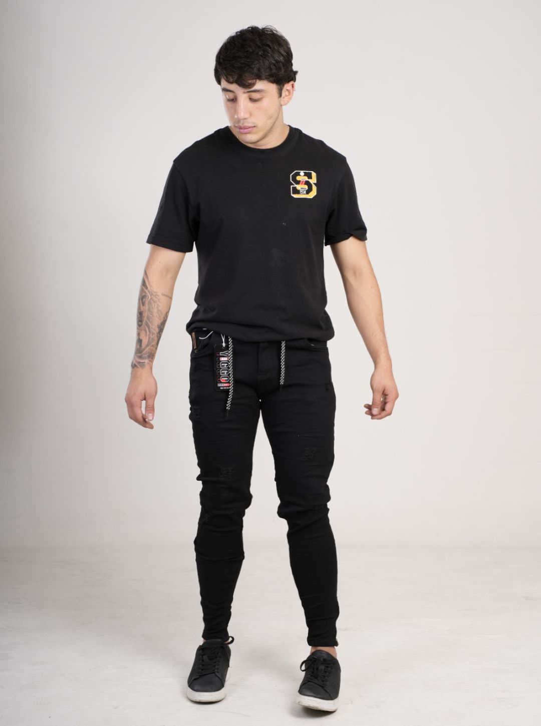 Pantalón tipo Yogger con cremallera