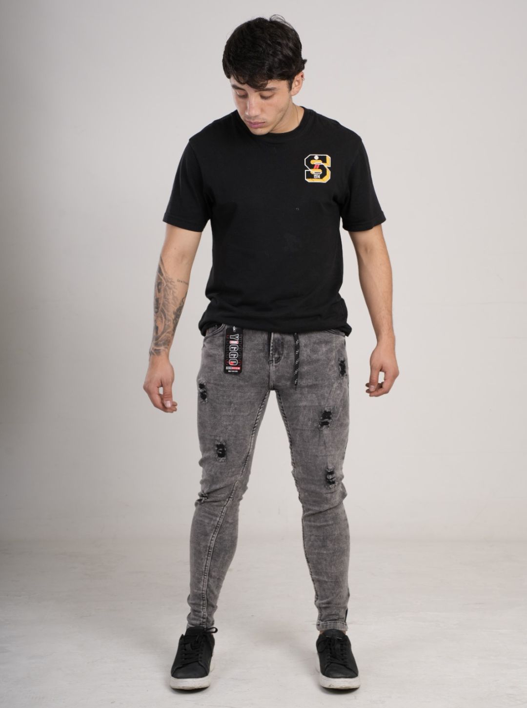 Pantalón tipo Yogger con cremallera