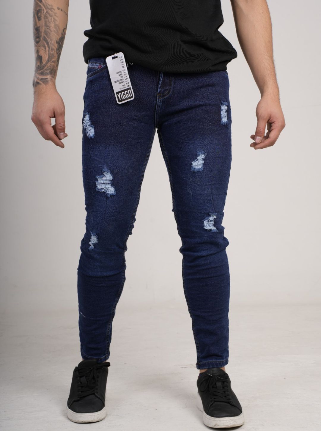 Pantalón en Jean clásico entubado