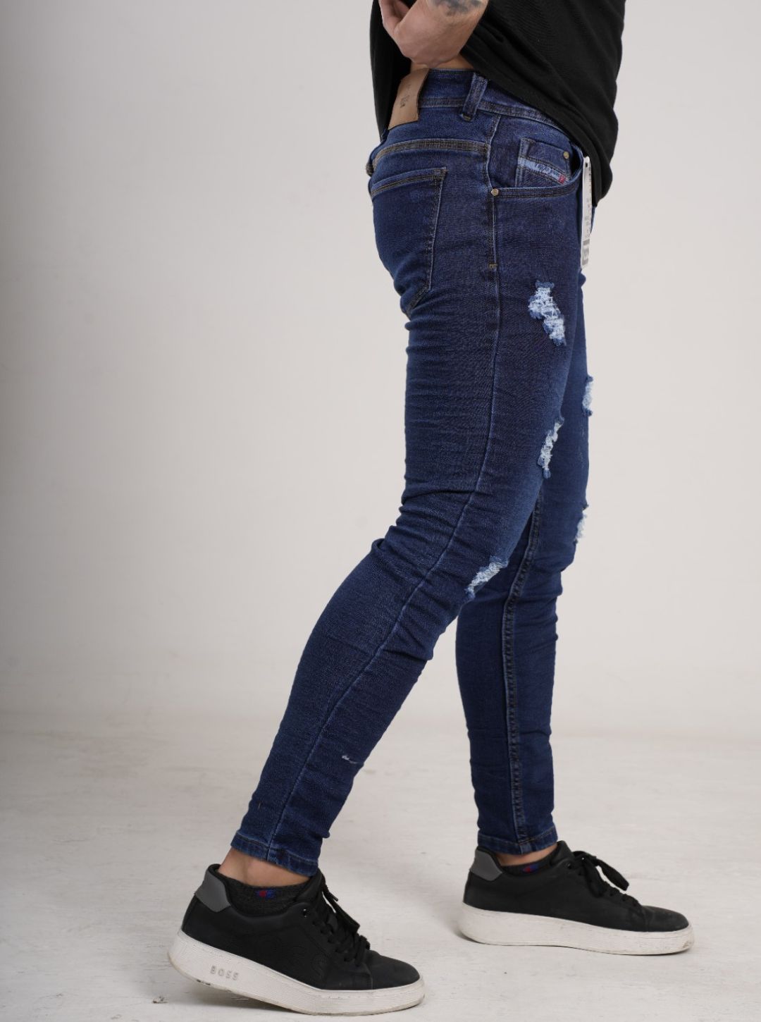 Pantalón en Jean clásico entubado