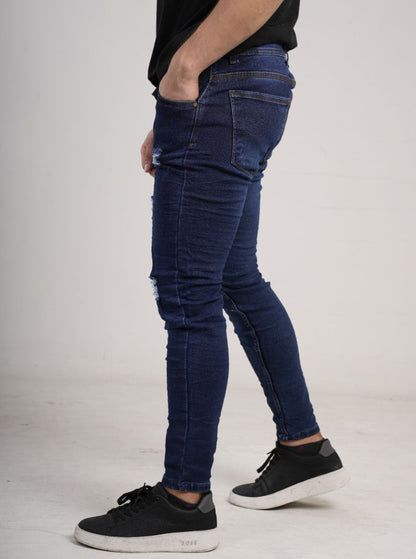 Pantalón en Jean clásico entubado