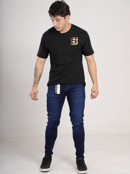 Pantalón en Jean clásico entubado