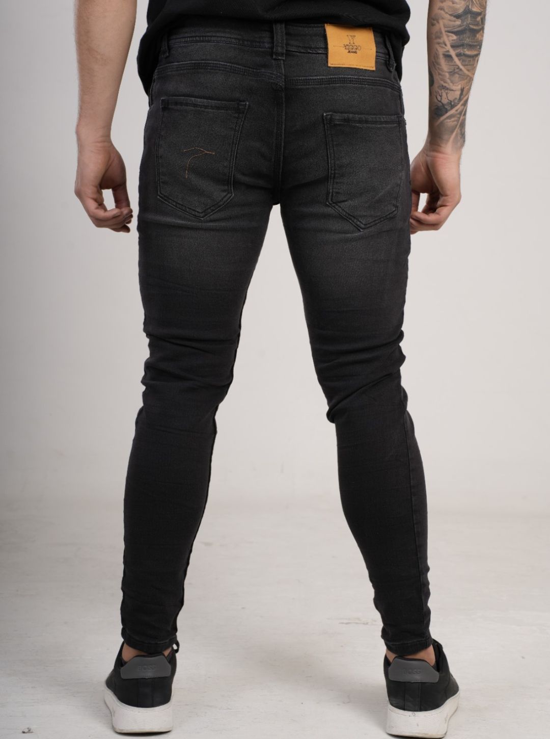 Pantalón en Jean clásico entubado