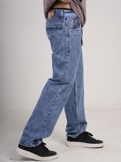 Pantalón en Jean Clásico Rígido Ancho