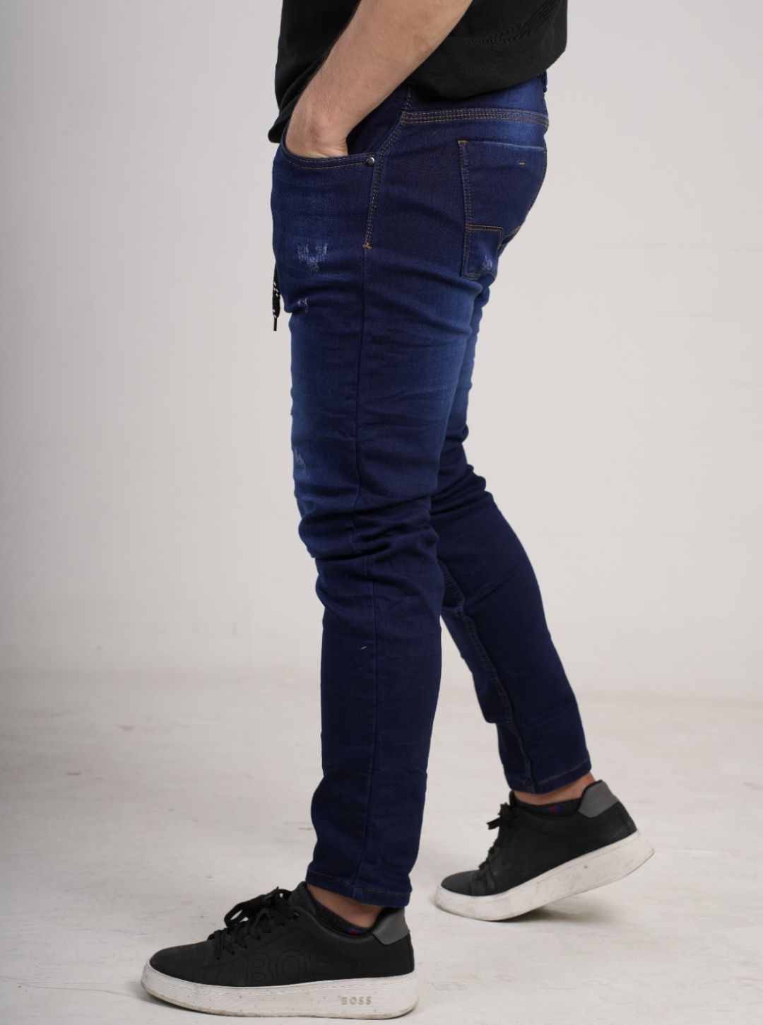 Pantalón tipo Yogger con cordón