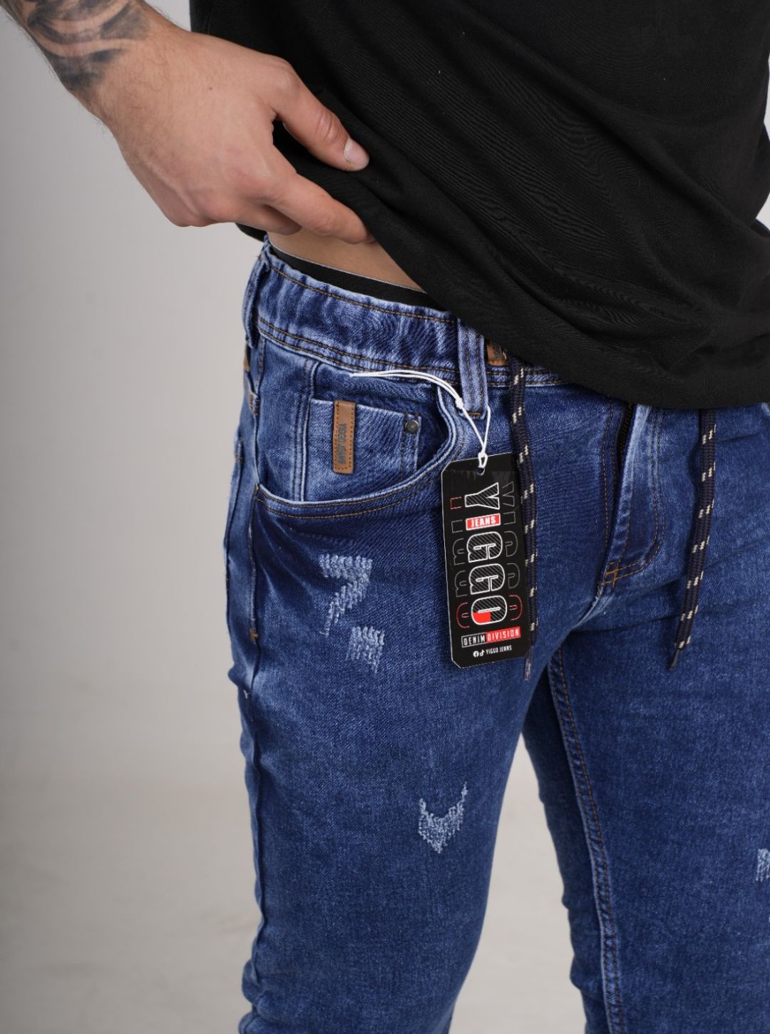 Pantalón tipo Yogger con cordón