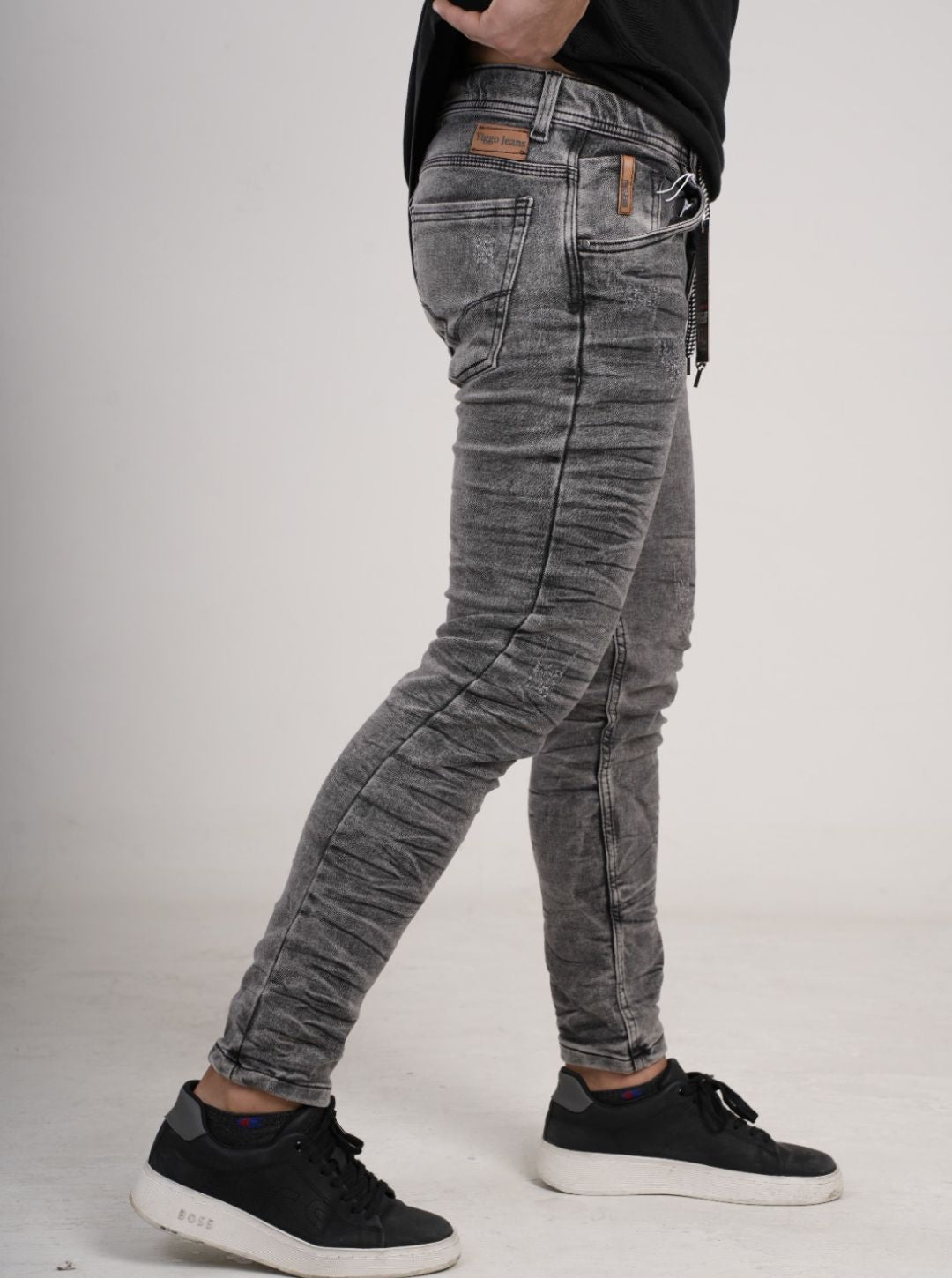 Pantalón tipo Yogger con cordón