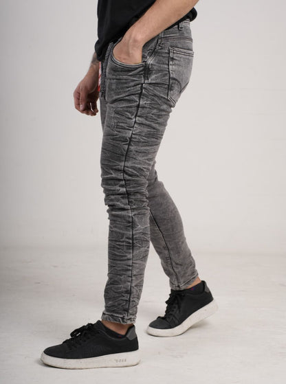Pantalón tipo Yogger con cordón