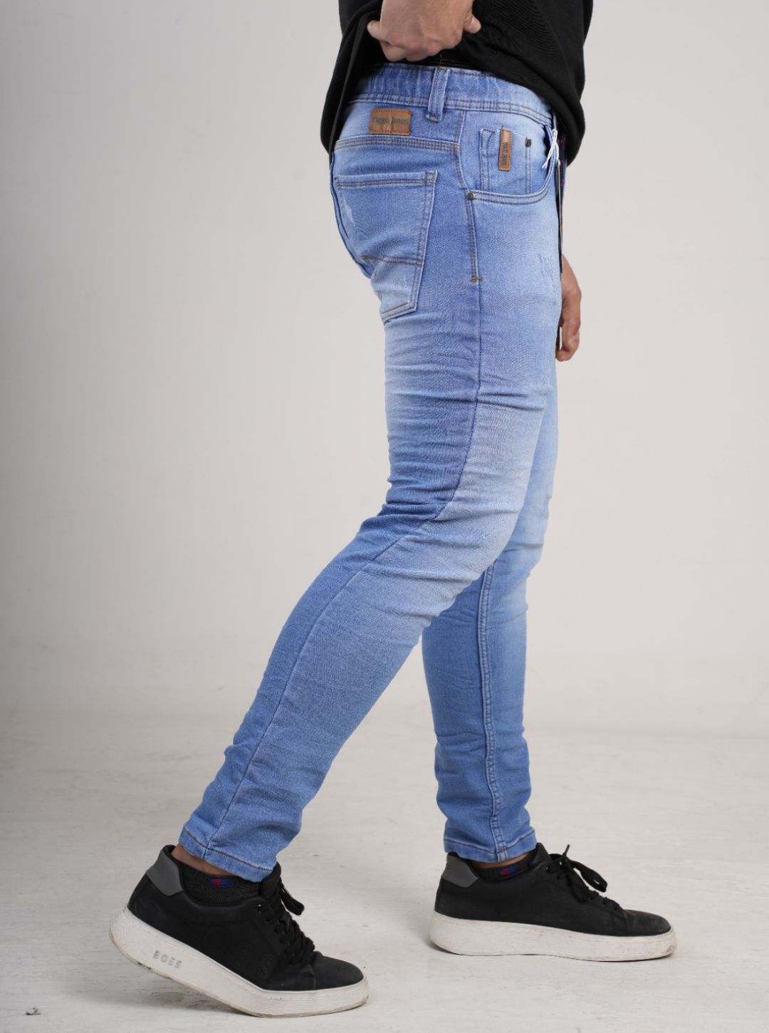 Pantalón tipo Yogger con cordón