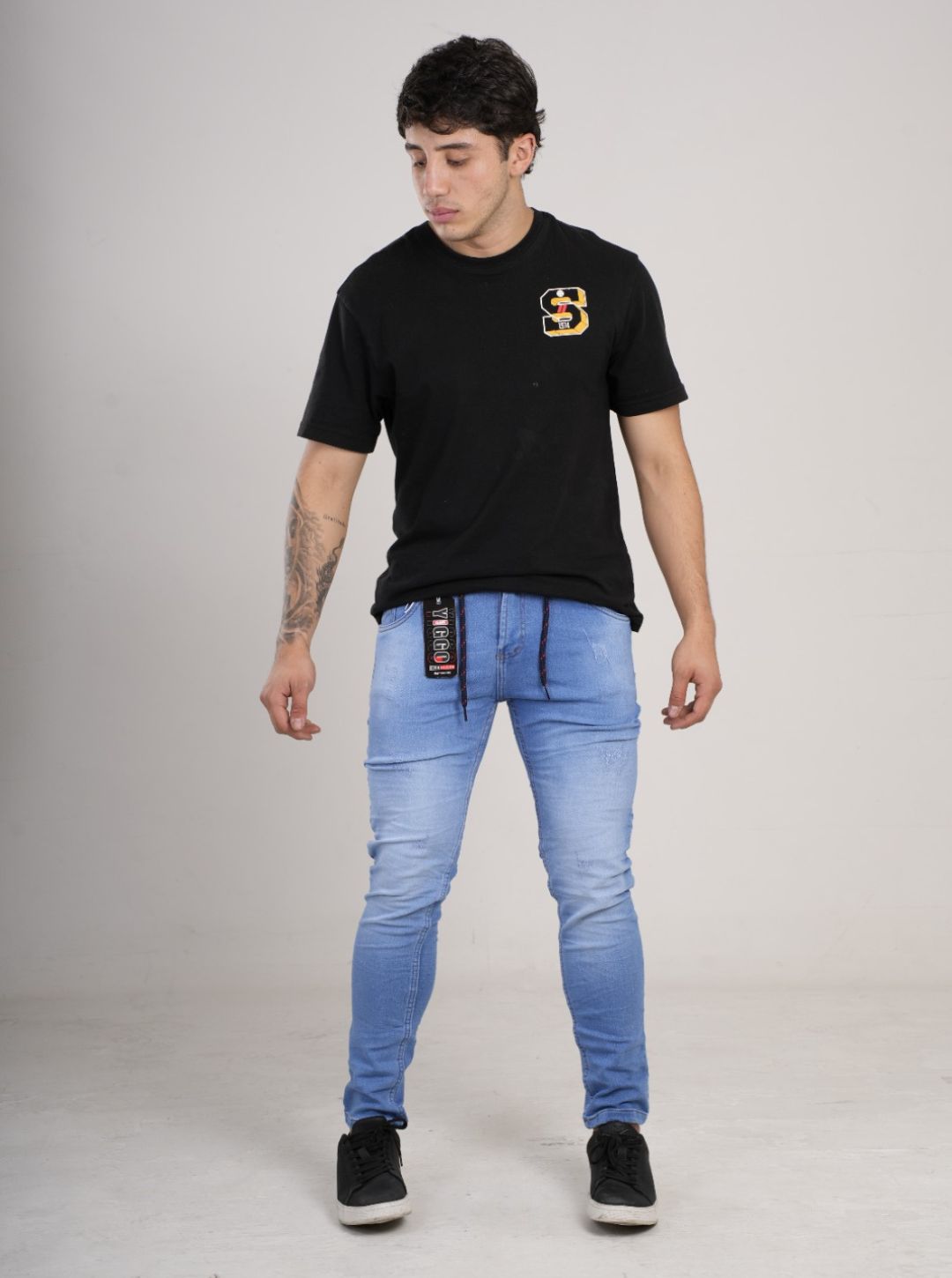 Pantalón tipo Yogger con cordón