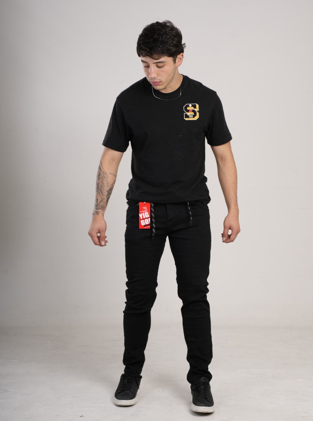 Pantalón tipo Yogger con cordón