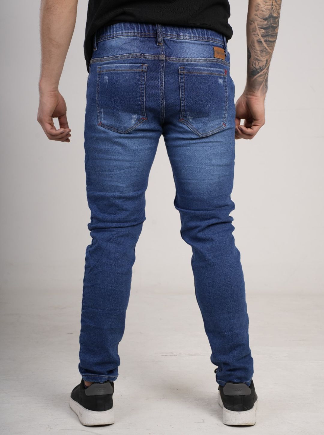 Pantalón tipo Yogger con cordón