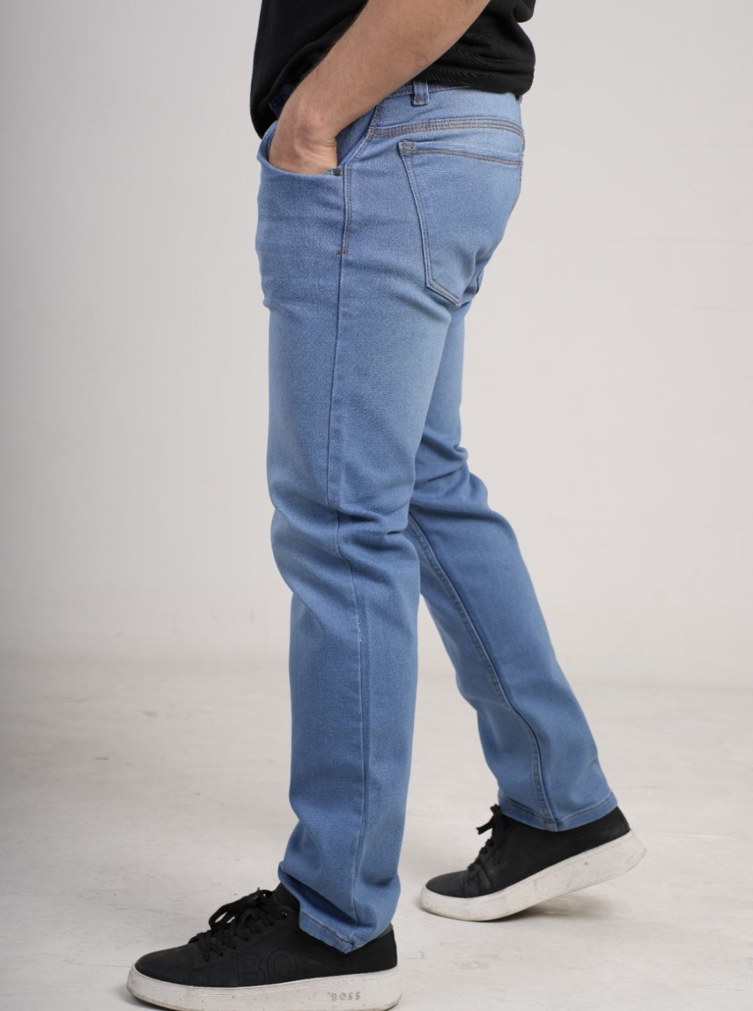 Pantalón en Jean clásico bota recta