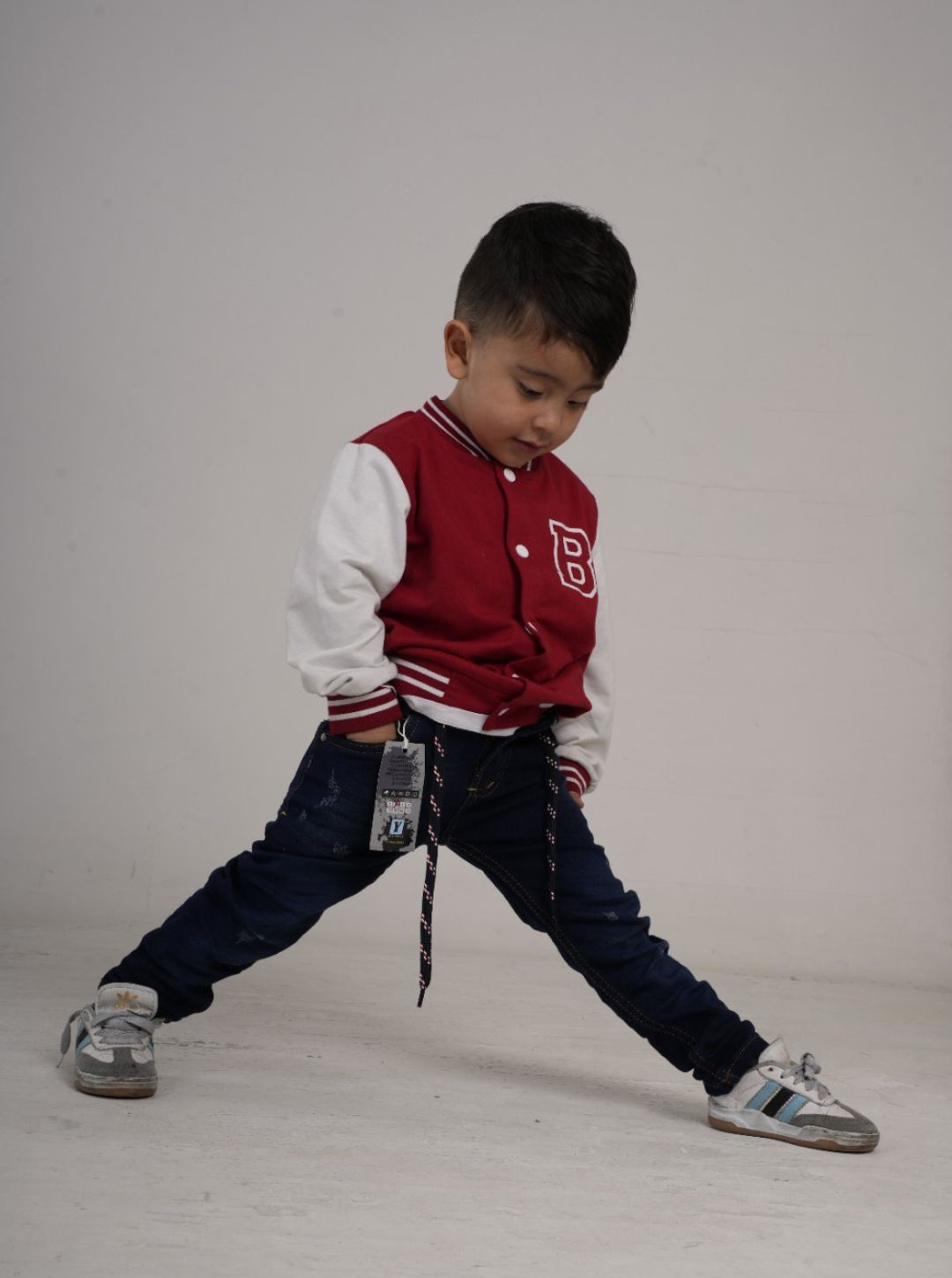 Pantalón en Jean  para niño tipo Yogger