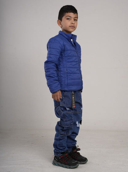 Pantalón en Jean cargo rígido camuflado para niño