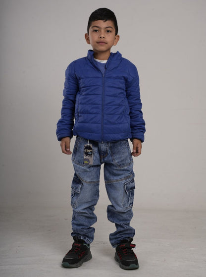 Pantalón en Jean cargo rígido camuflado para niño
