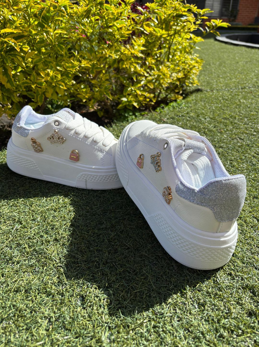 Tenis pryncess blancos- plateados