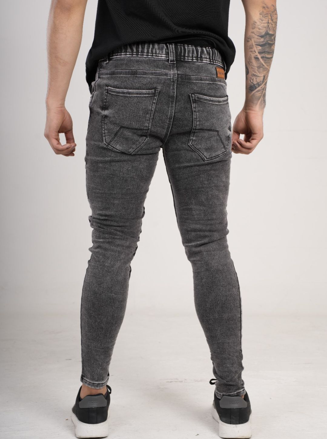 Jean estampado tipo Yogger