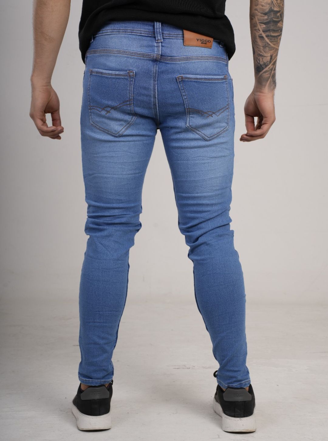 Pantalón en Jean clásico entubado